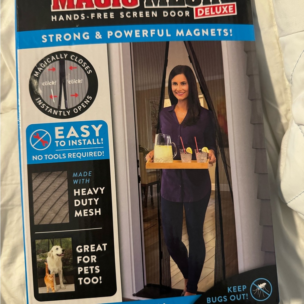 Magic Mesh Deluxe Hands-Free Screen Door